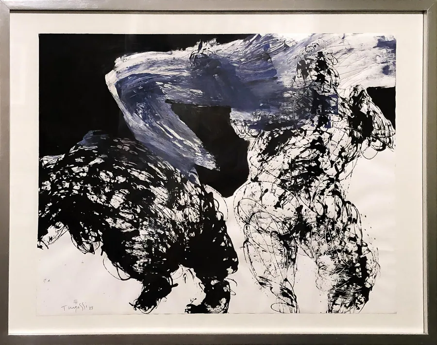 Desplome de Ángeles Caídos, obra original de Carolina Tangassi; Acrílico sobre papel · 89 x 68 x 4 cm · 2026, Anomalía...